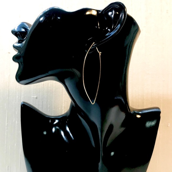 ✨Gold Artisan Made Marquis Earrings✨ - Picture 4 of 5